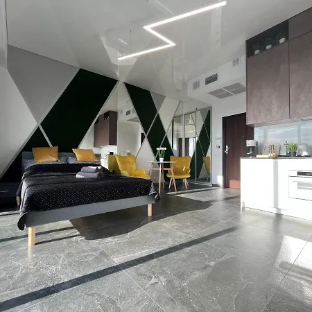 Lejlighed Hanza Tower - Scandia Apartment, 16 Floor, Sunset View