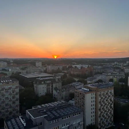 Hanza Tower - Scandia Apartment, 16 Floor, Sunset View Apartamento