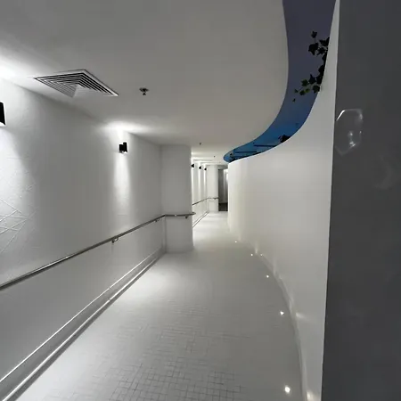 Hanza Tower - Scandia Apartment, 16 Floor, Sunset View Appartamento *