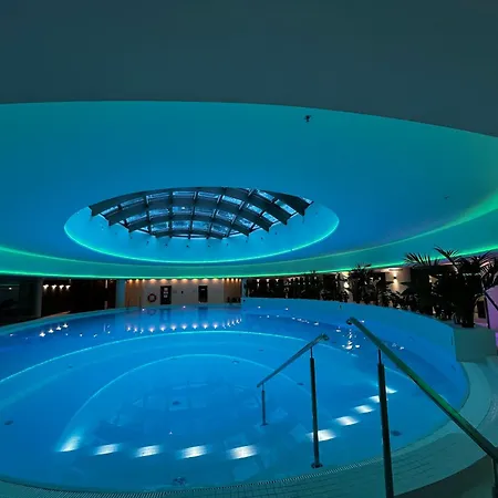 Hanza Tower - Scandia Apartment, 16 Floor, Sunset View *