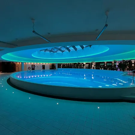 Apartamento Hanza Tower - Scandia Apartment, 16 Floor, Sunset View