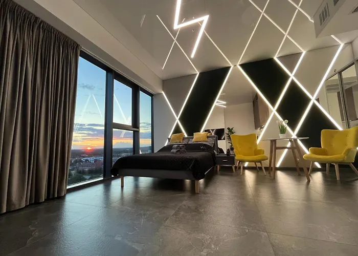 Hanza Tower - Scandia Apartment, 16 Floor, Sunset View Apartamento